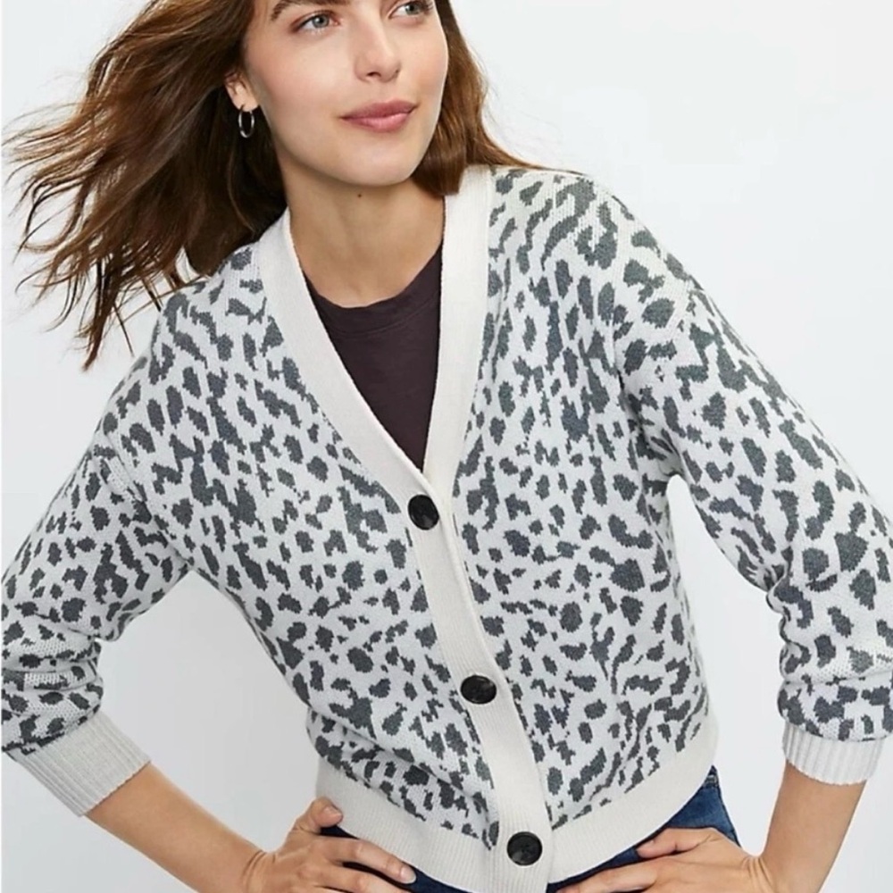 NWT Loft Gray Leopard Print     V-neck Cardigan Sweater